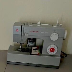 Sewing singer heavy duty